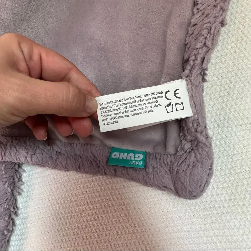 Gund Quinn the owl hooded blanket